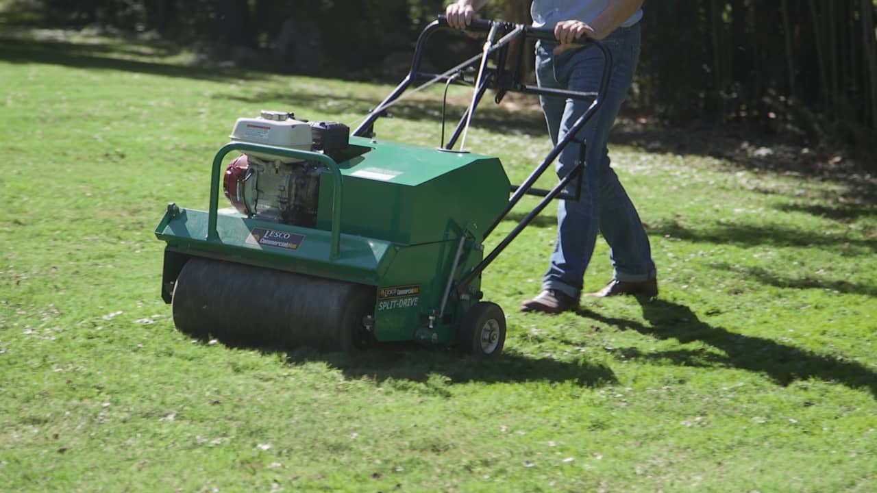 Lawn Aerator Mesin